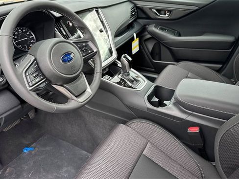 Used 2025 Subaru Outback Premium image 7