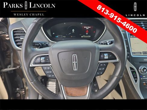 Certified 2019 Lincoln Nautilus Select image 27