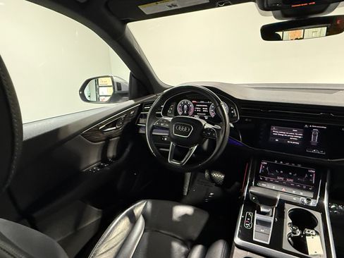 Used 2019 Audi Q8 Premium Plus w/ Premium Plus AWD/4WD image 21