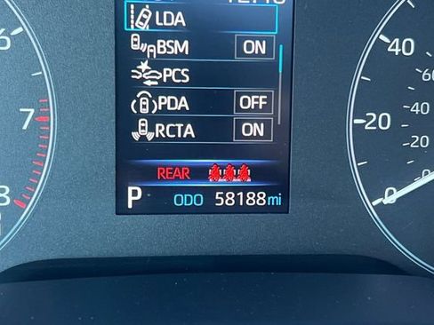 Used 2024 Toyota Corolla SE w/ SE Premium Package image 29