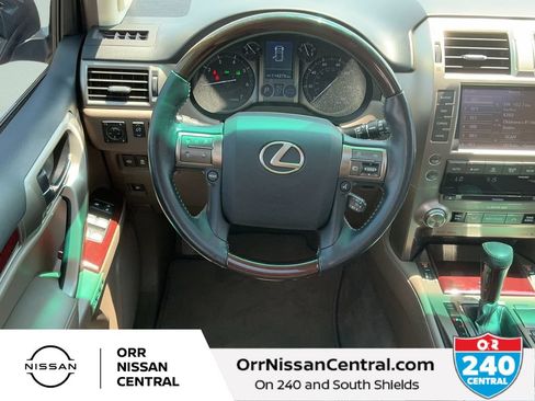 Used 2019 Lexus GX 460 Premium AWD/4WD image 14