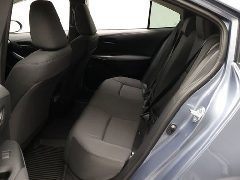 Used 2025 Toyota Corolla LE image 19