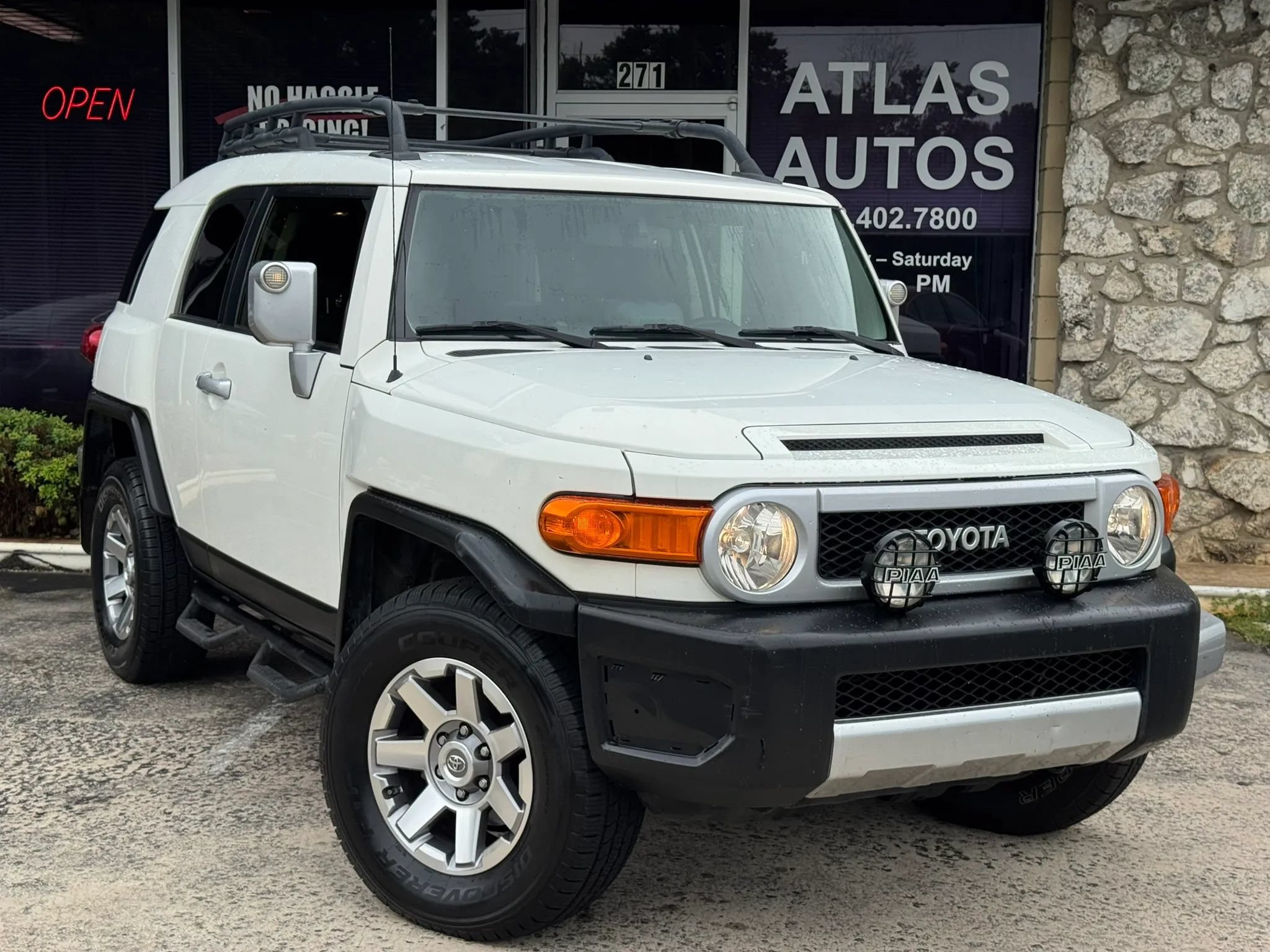 Used 2014 Toyota FJ Cruiser 4WD w/ Upgrade Package image 1