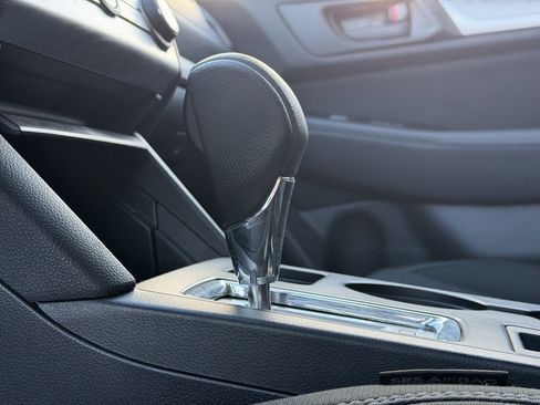 Used 2018 Subaru Outback 2.5i image 17