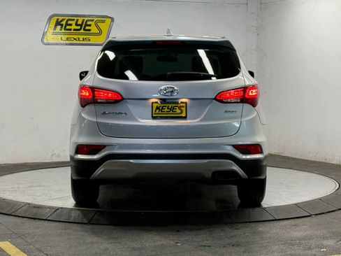 Used 2017 Hyundai Santa Fe Sport FWD image 3