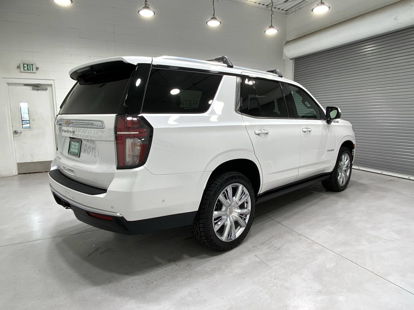 Used 2024 Chevrolet Tahoe High Country w/ Advanced Technology Package AWD/4WD image 8