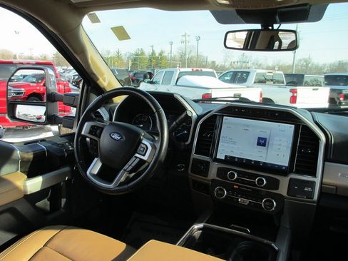 Used 2022 Ford F250 Lariat w/ Lariat Ultimate Package image 22