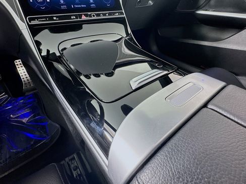 Certified 2023 Mercedes-Benz C 300 Sedan image 6