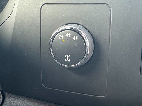 Used 2011 Chevrolet Silverado 3500 LT image 18