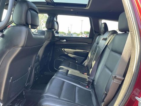 Used 2020 Jeep Grand Cherokee High Altitude AWD/4WD image 12
