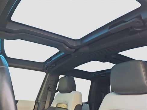 Used 2024 GMC Hummer EV 3X image 8