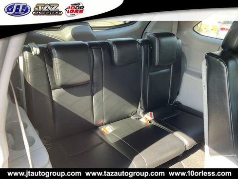 Used 2017 Toyota Highlander LE FWD image 14