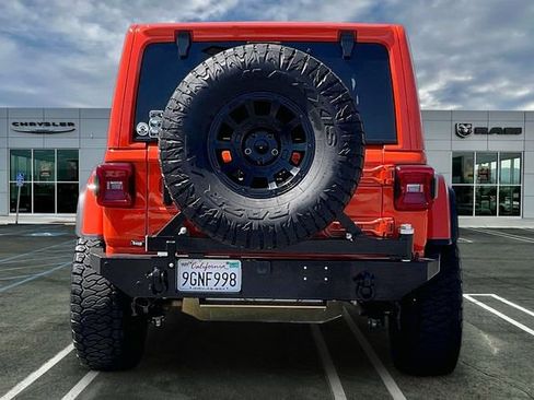 Used 2023 Jeep Wrangler Unlimited Rubicon 392 AWD/4WD image 3