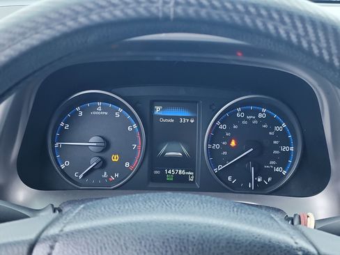 Used 2018 Toyota RAV4 LE image 21