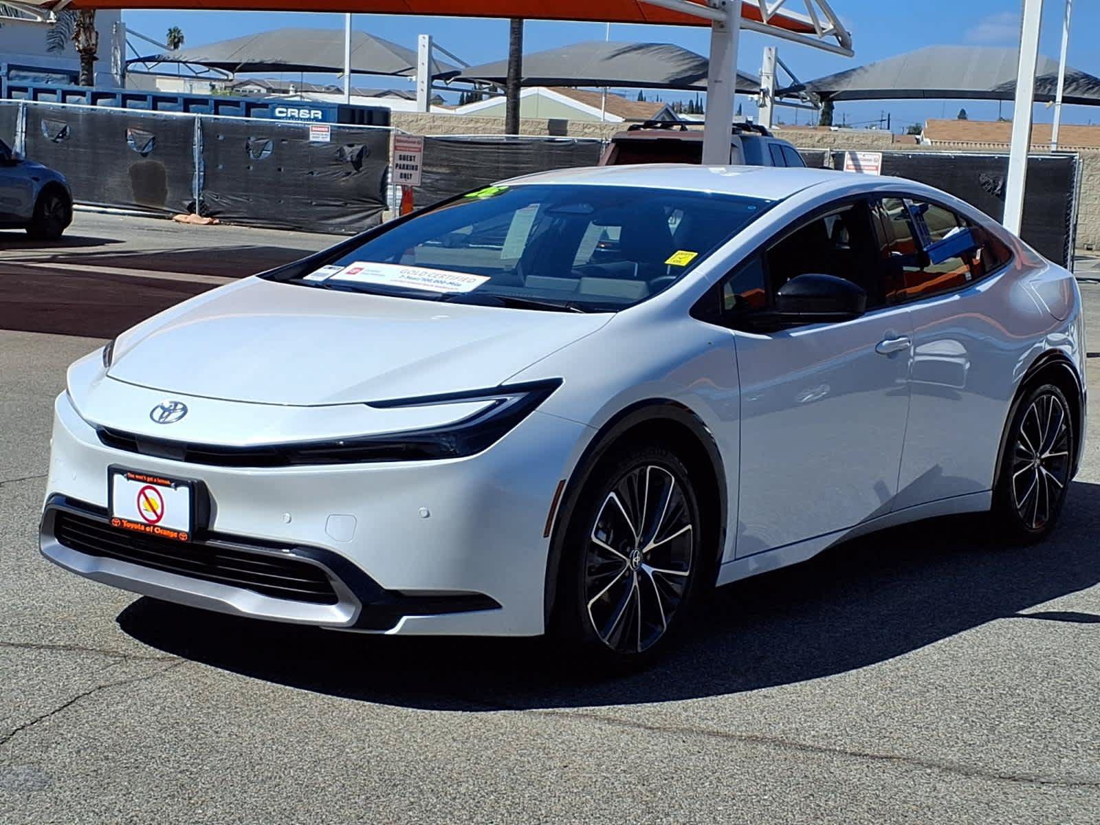 Certified 2026 Toyota Prius XLE FWD image 3