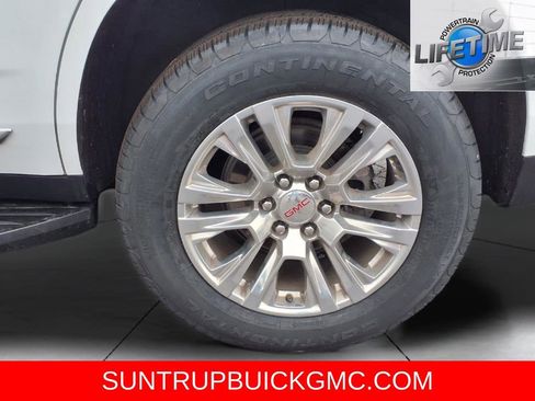 Used 2024 GMC Yukon Denali image 23