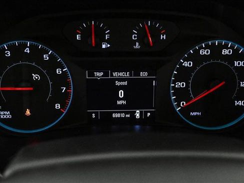 Used 2022 Chevrolet Malibu LT image 11