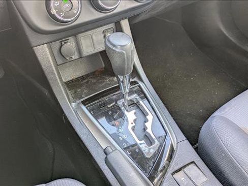 Used 2014 Toyota Corolla L image 11