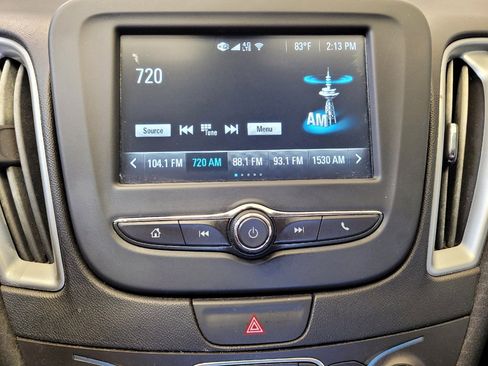 Used 2018 Chevrolet Malibu LS FWD image 25