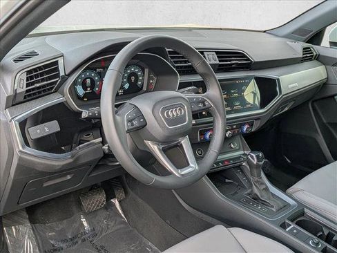 Certified 2024 Audi Q3 2.0T Premium Plus image 10