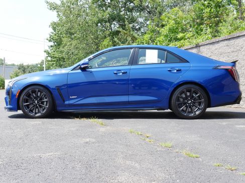 Used 2022 Cadillac CT4 V Blackwing w/ Technology Package RWD image 3