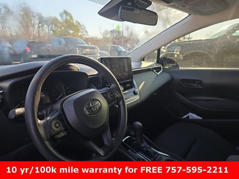 Used 2023 Toyota Corolla LE image 11