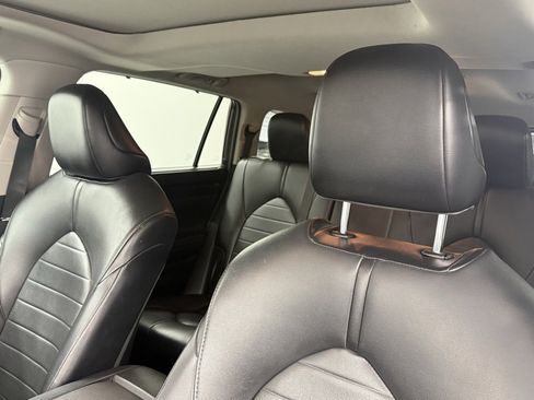 Used 2021 Toyota Highlander XLE image 18