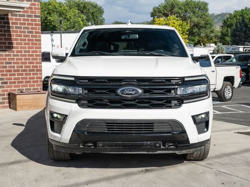 Used 2023 Ford Expedition Limited AWD/4WD image 2