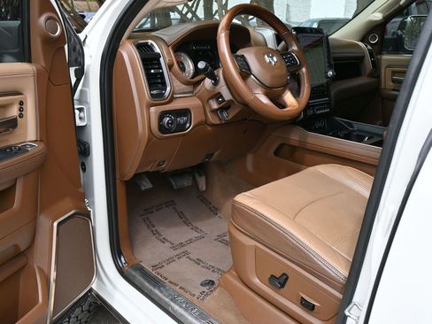 Used 2021 RAM 3500 Limited image 4