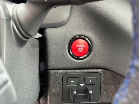 New 2026 Toyota Tundra Platinum AWD/4WD image 20