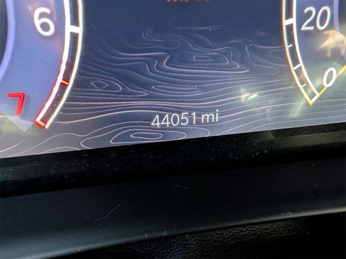 Used 2024 Jeep Grand Cherokee Altitude image 15