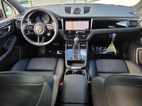 New 2026 Porsche Macan AWD/4WD image 17