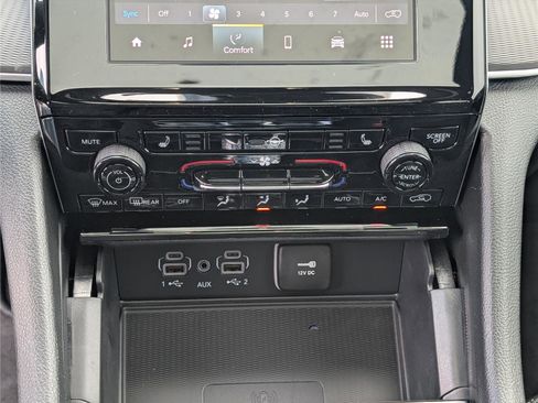 New 2026 Jeep Grand Cherokee Laredo X AWD/4WD image 23