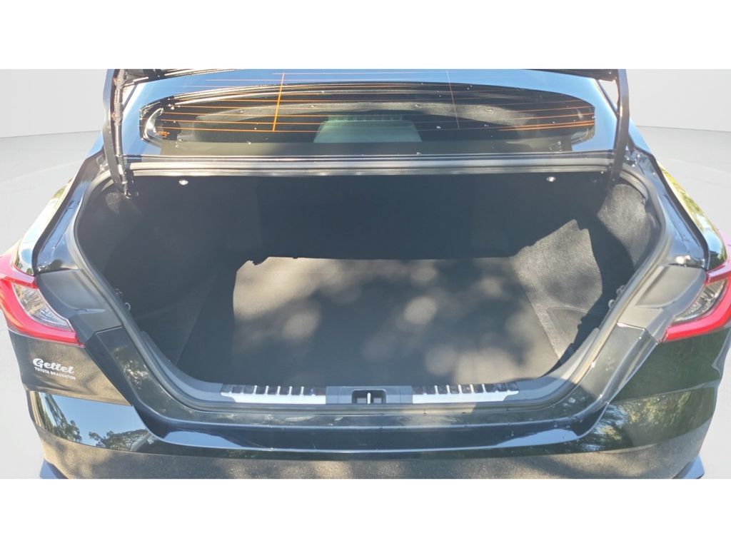 Certified 2026 Toyota Camry XSE FWD image 9