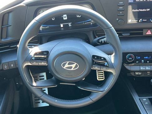 New 2025 Hyundai Elantra Sport image 15