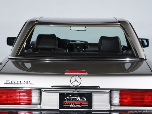 Used 1988 Mercedes-Benz 560 SL image 27