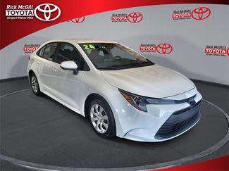 Used 2024 Toyota Corolla LE image 1