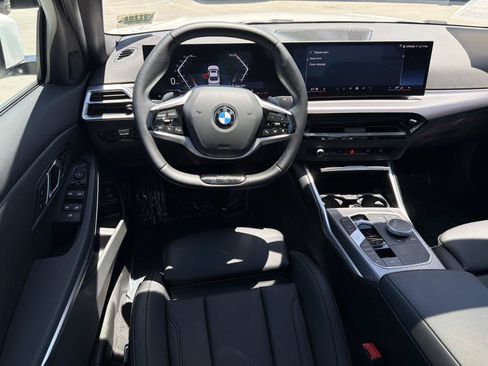 Used 2025 BMW 330i Sedan w/ Convenience Package RWD image 8