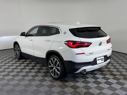Used 2022 BMW X2 sDrive28i w/ Convenience Package FWD image 3