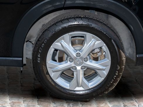 Certified 2023 Honda HR-V LX image 39