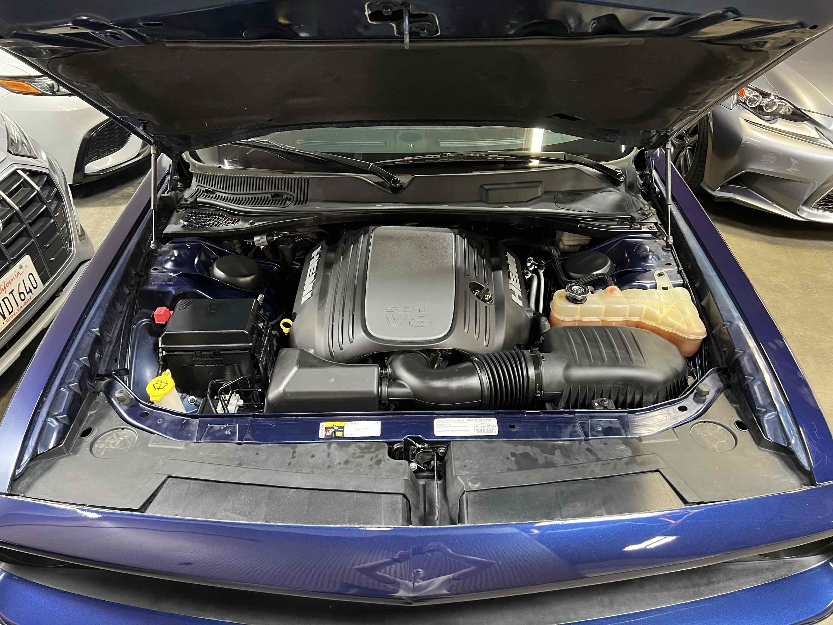 Used 2014 Dodge Challenger R/T RWD image 48