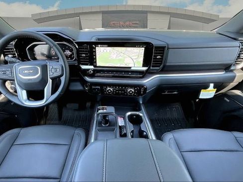 New 2026 GMC Sierra 1500 SLT w/ SLT Premium Package AWD/4WD image 6