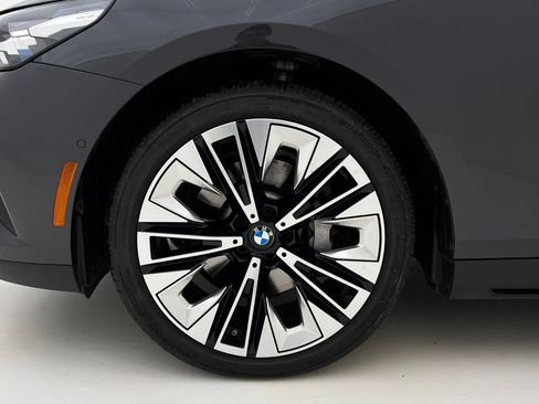 Certified 2026 BMW 530i xDrive w/ Premium Package image 26
