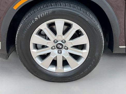 Used 2025 Hyundai Palisade SEL FWD image 32
