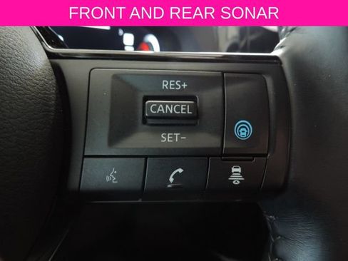 Used 2024 Nissan Pathfinder Platinum FWD image 29