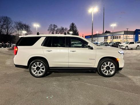 Used 2022 Chevrolet Tahoe High Country AWD/4WD image 5