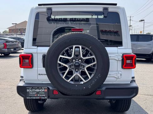 New 2026 Jeep Wrangler Unlimited Sahara w/ Safety Group AWD/4WD image 6