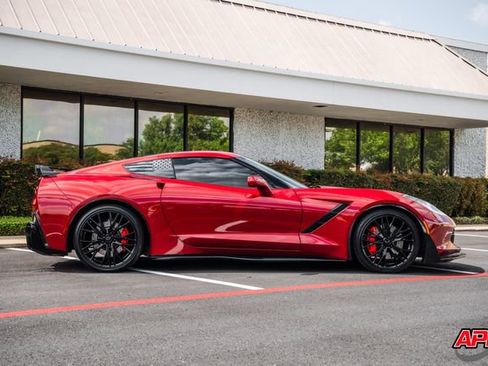 Used 2014 Chevrolet Corvette Stingray Coupe w/ 2LT Preferred Equipment Group image 12