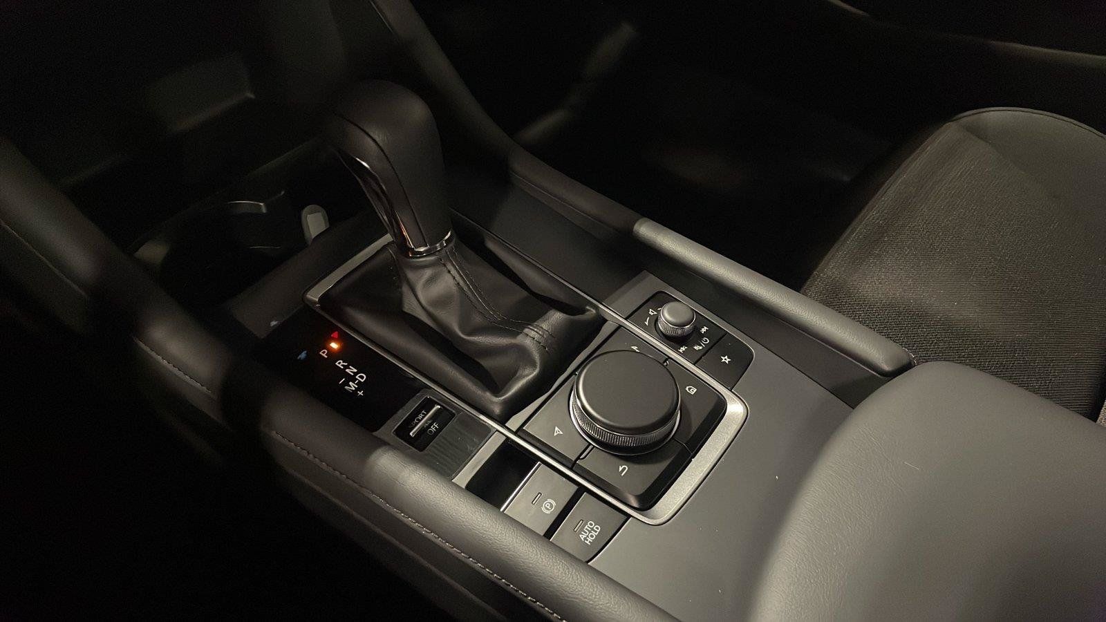 New 2026 MAZDA MAZDA3 s FWD image 19