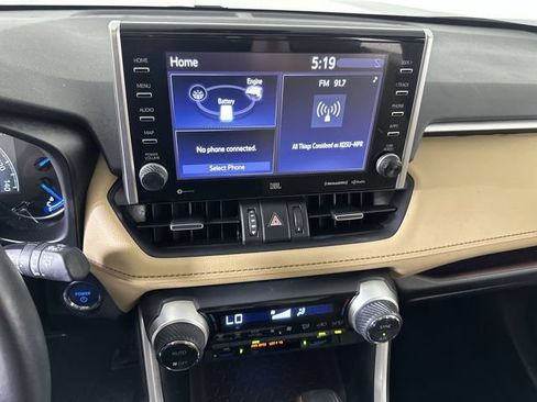 Used 2022 Toyota RAV4 Limited AWD/4WD image 13